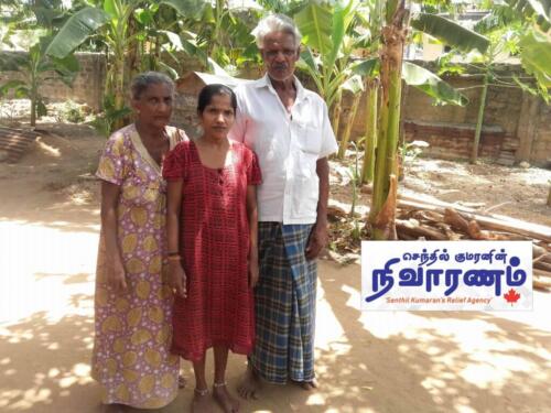 Anitha-with-her-Parents-1024x768